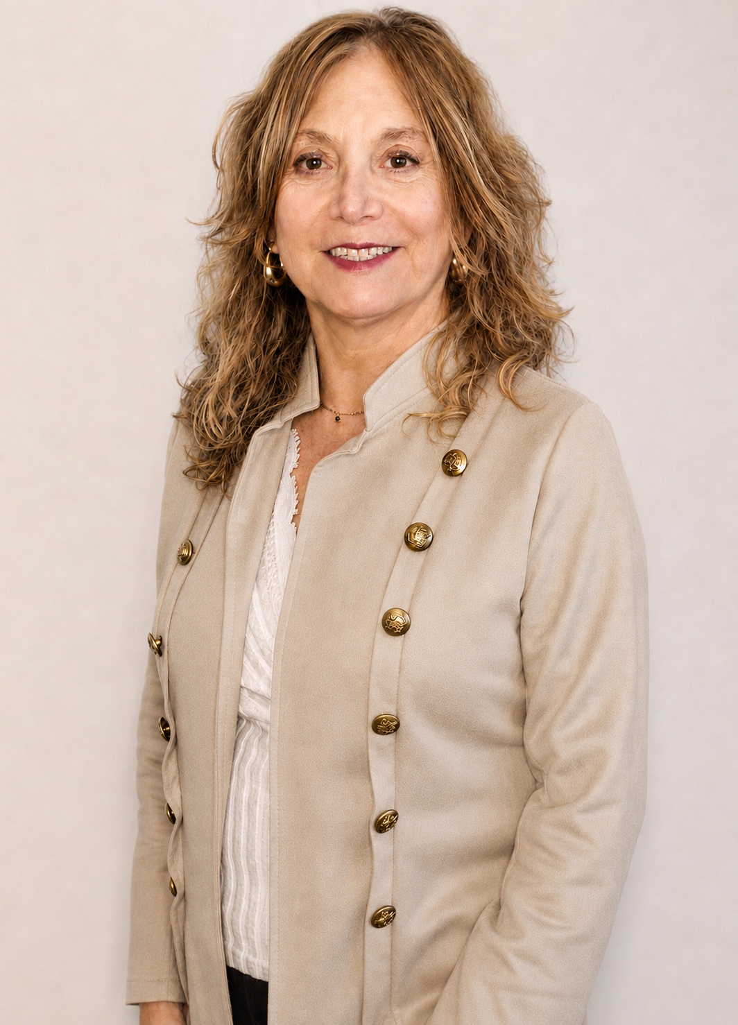 Mónica Farías — Psicóloga transpersonal · Fundadora de La Kiva